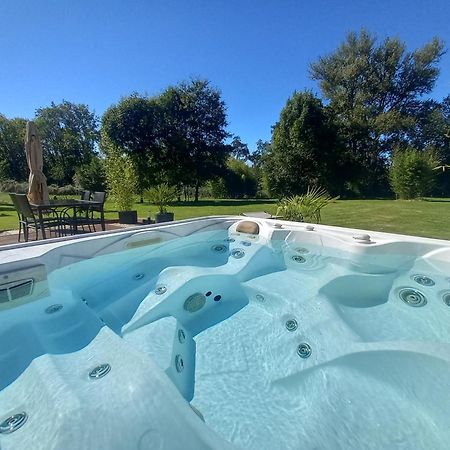 Вілла L'Oasis Des Pyrenees Campuzan Екстер'єр фото