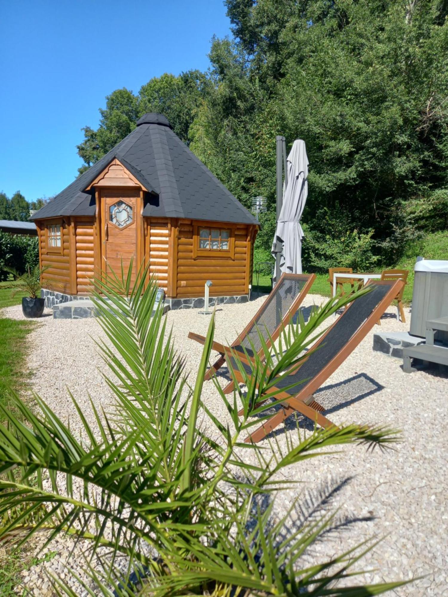 Вілла L'Oasis Des Pyrenees Campuzan Екстер'єр фото